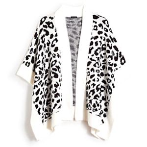 NWT ANN TAYLOR COZY LEOPARD OPEN PONCHO SWEATER